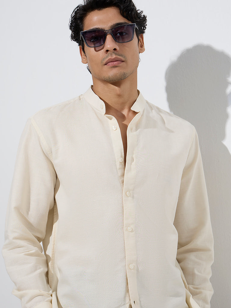 Westside Ascot Men's Light Yellow Relaxed-Fit Linen-Blend Shirt for Casual Wear Zoom View