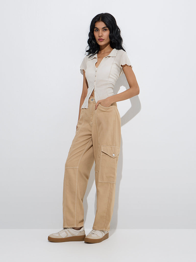 westisde Nuon Women's Beige Relaxed-Fit High-Rise Jeans for Casual Wear Full Model View