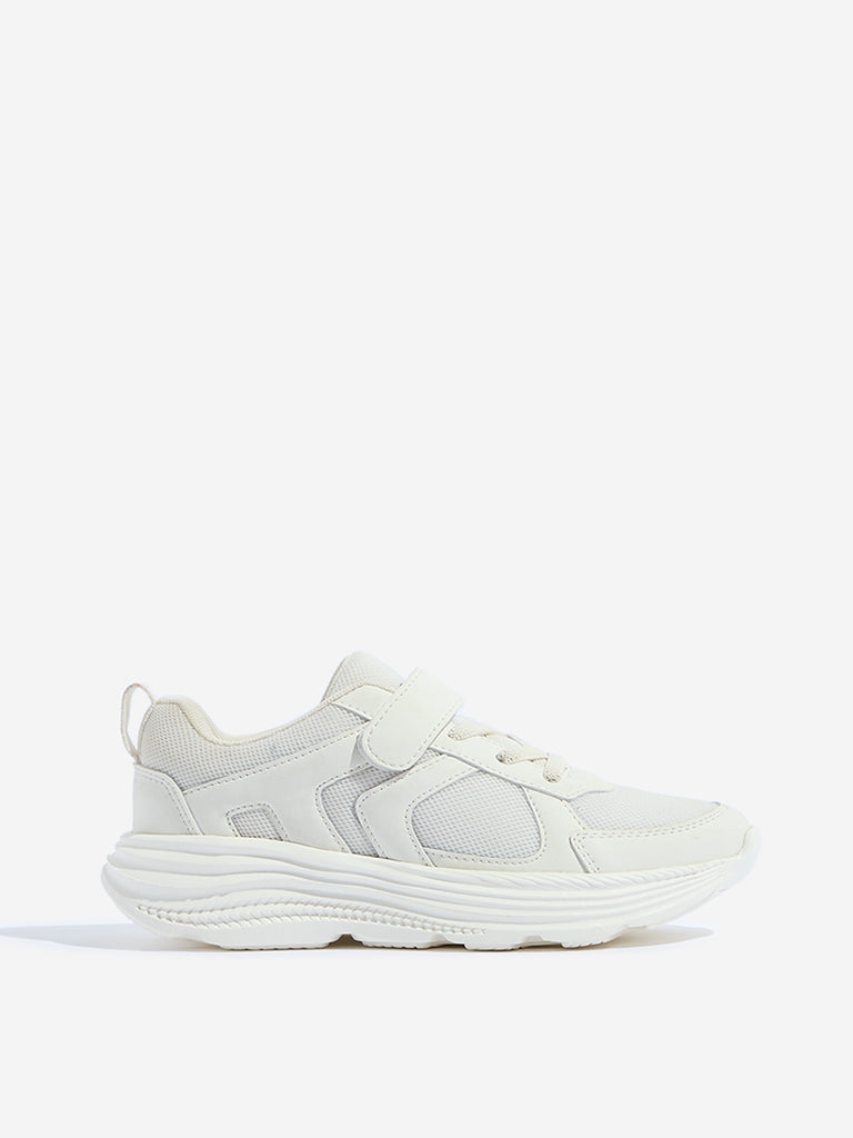 Westside Yellow Kids Off-White Mesh-Detailed Lace-Up Sneakers Side View