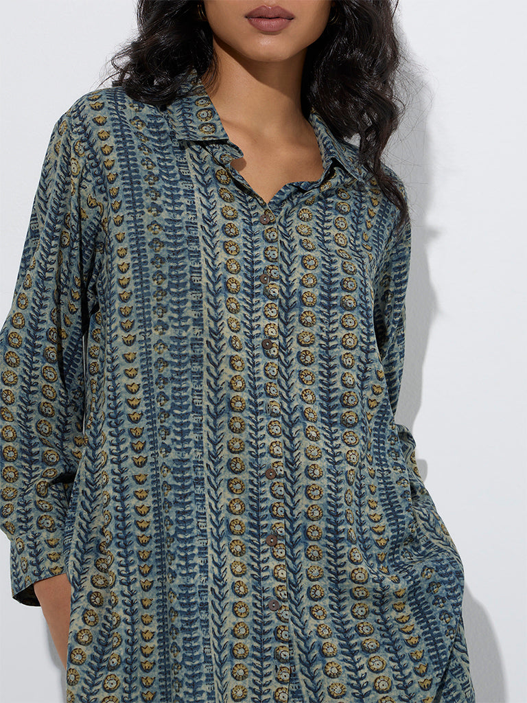 Westside Utsa Women's Indigo Foliage Pattern Kurti for Everyday Zoom View