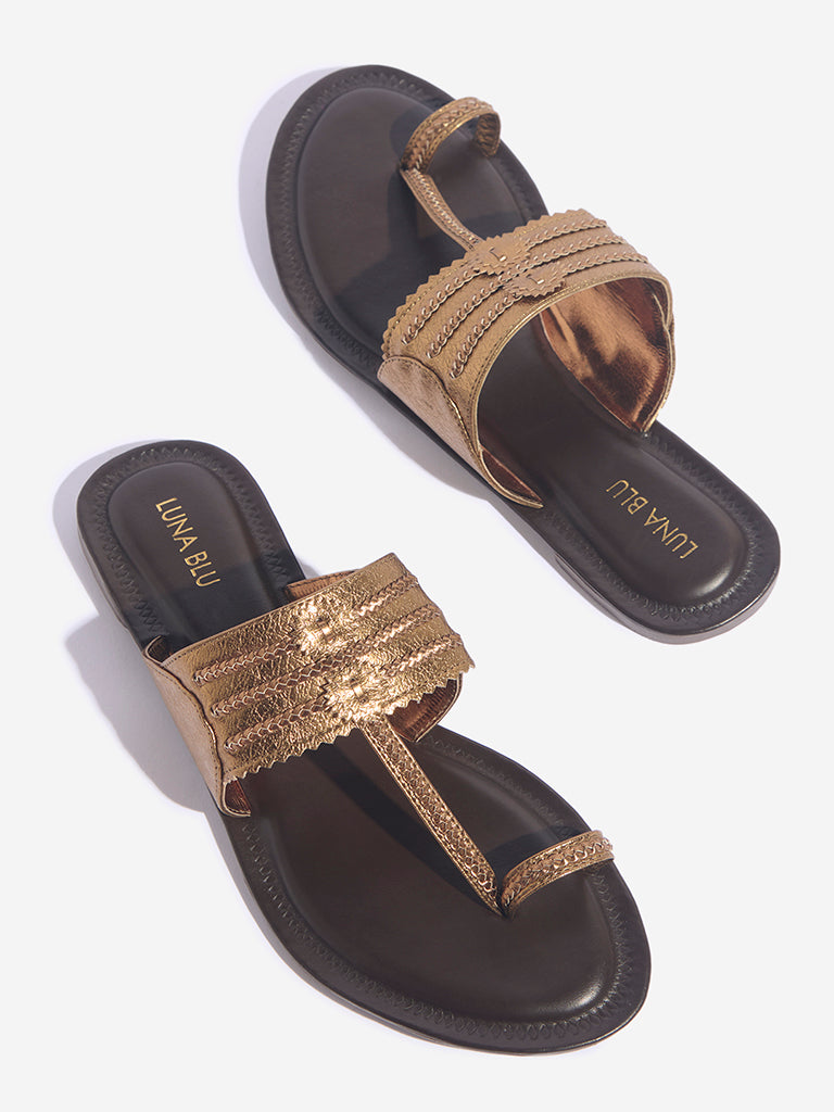 LUNA BLU Bronze Kolhapuri Sandals