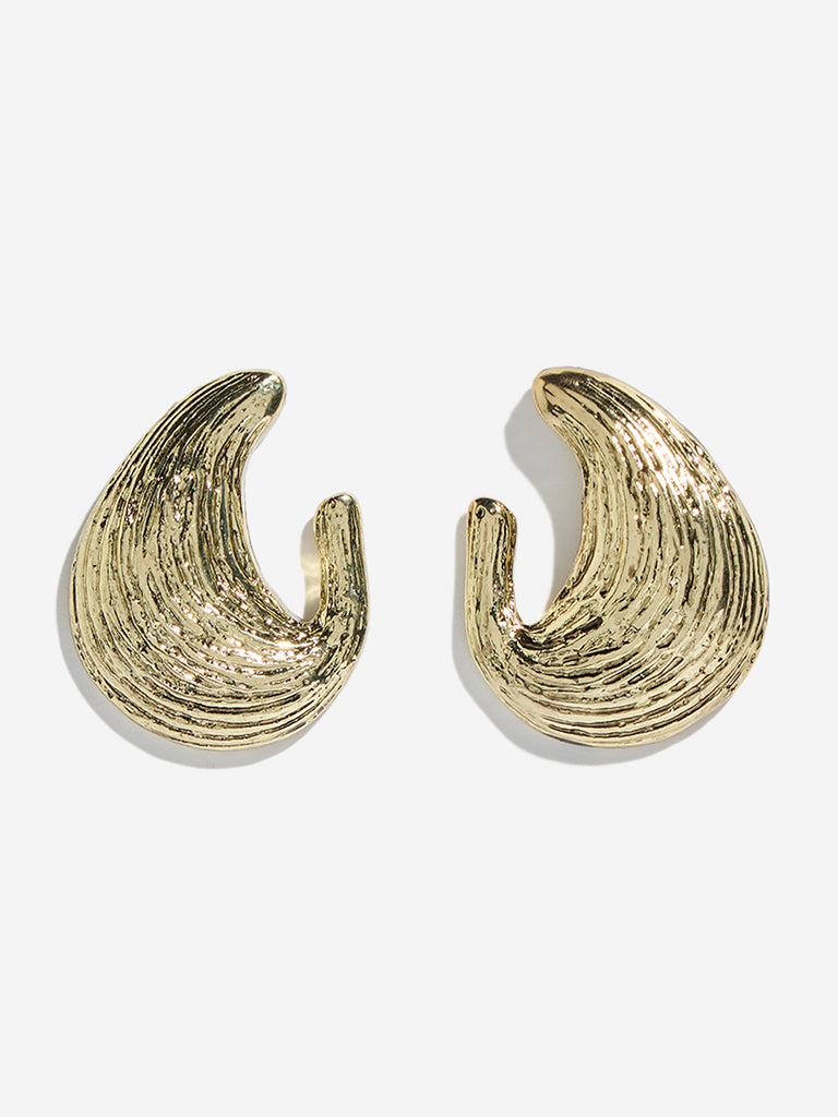 Westside Accessories Gold Textured Small Stud Earrings