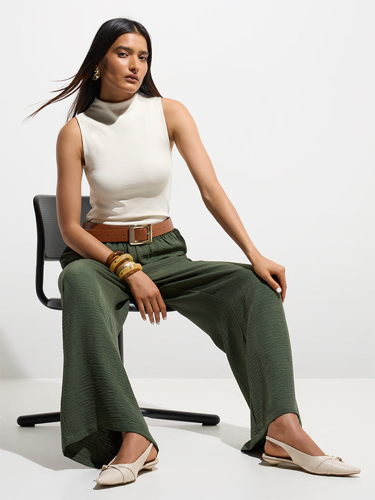 Wardrobe Off-White Solid Sleeveless Top