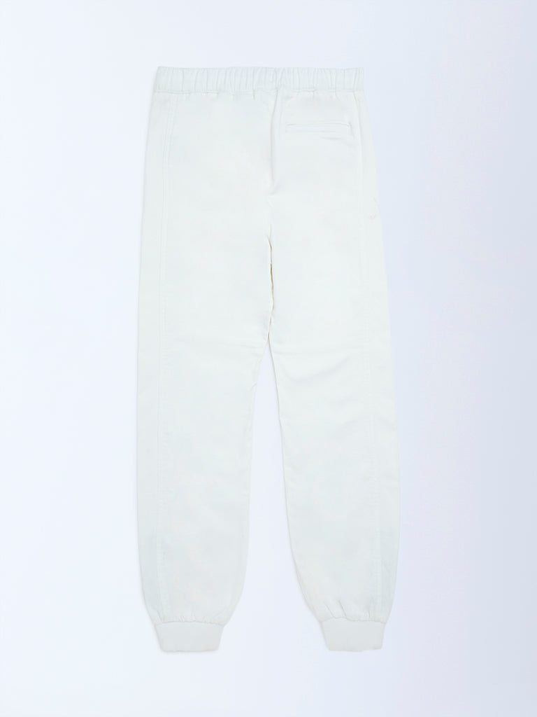Boys White Mid-Rise Cotton-Blend Joggers