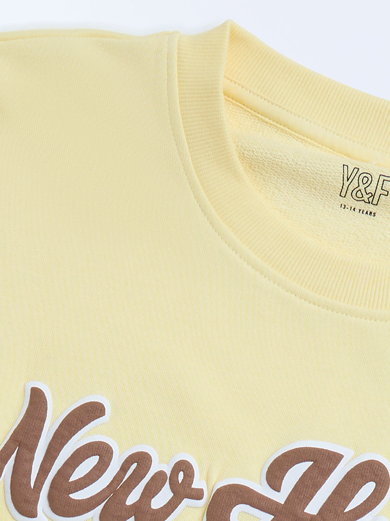 FAMILY BUSINESS fbs プリントスウェットyellasoma FUBU フブ トップス 裏毛 スウェット トレーナー。FUBUは