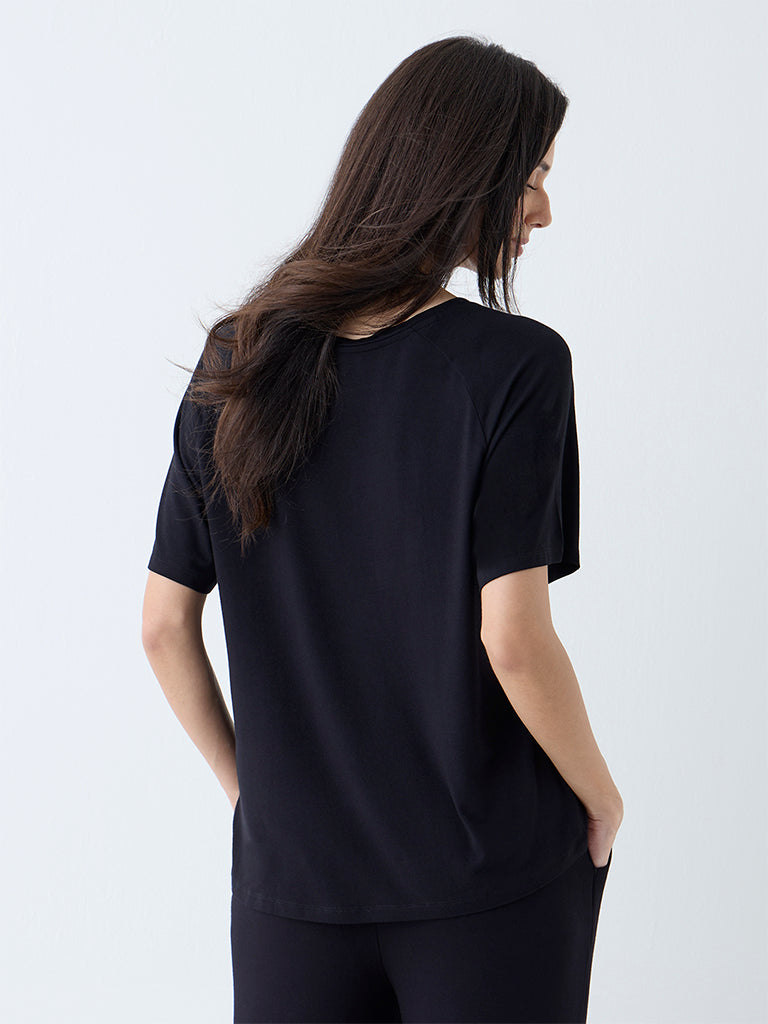 Wunderlove Black Solid V-Neck T-Shirt