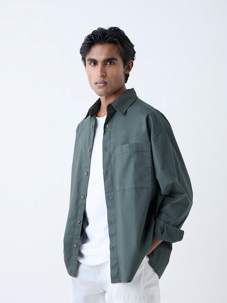 Westside WES Casuals Men's Dark Green Solid Relaxed-Fit Cotton Shirt for Casual Wear Front View