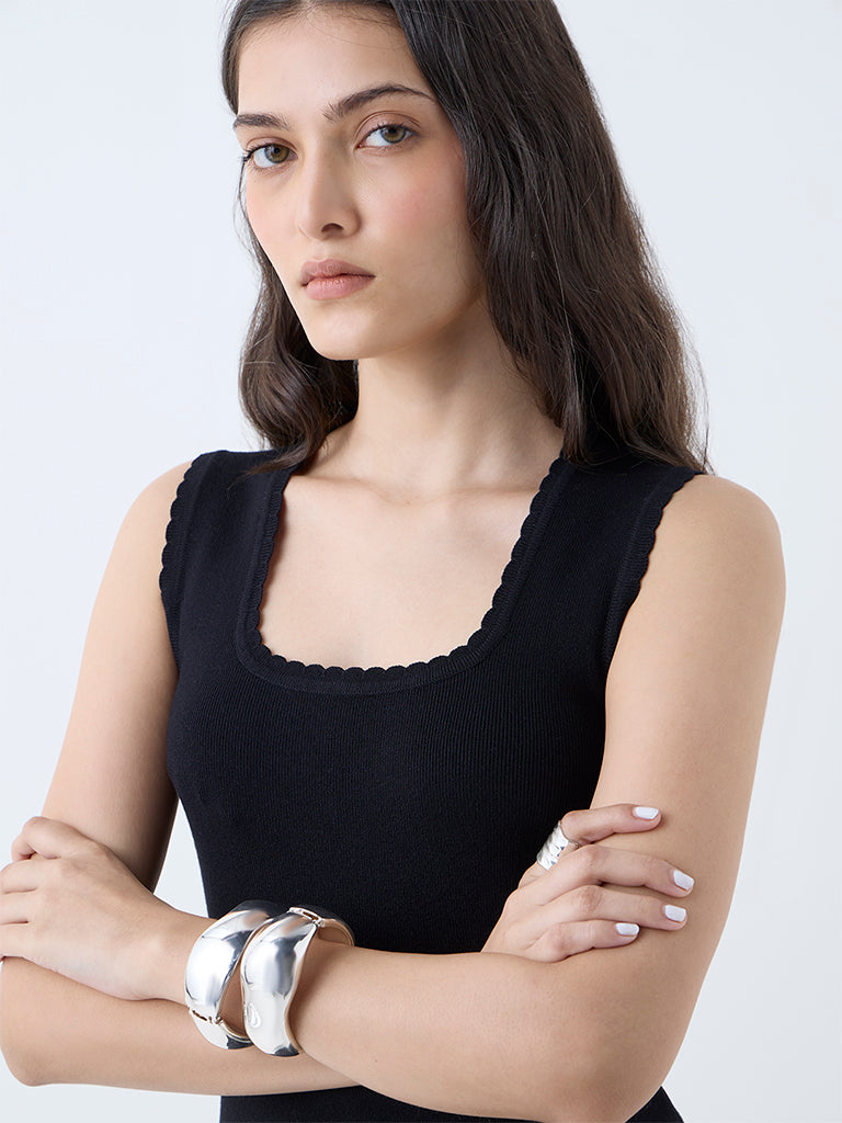 Wardrobe Black Ribbed-Textured Top