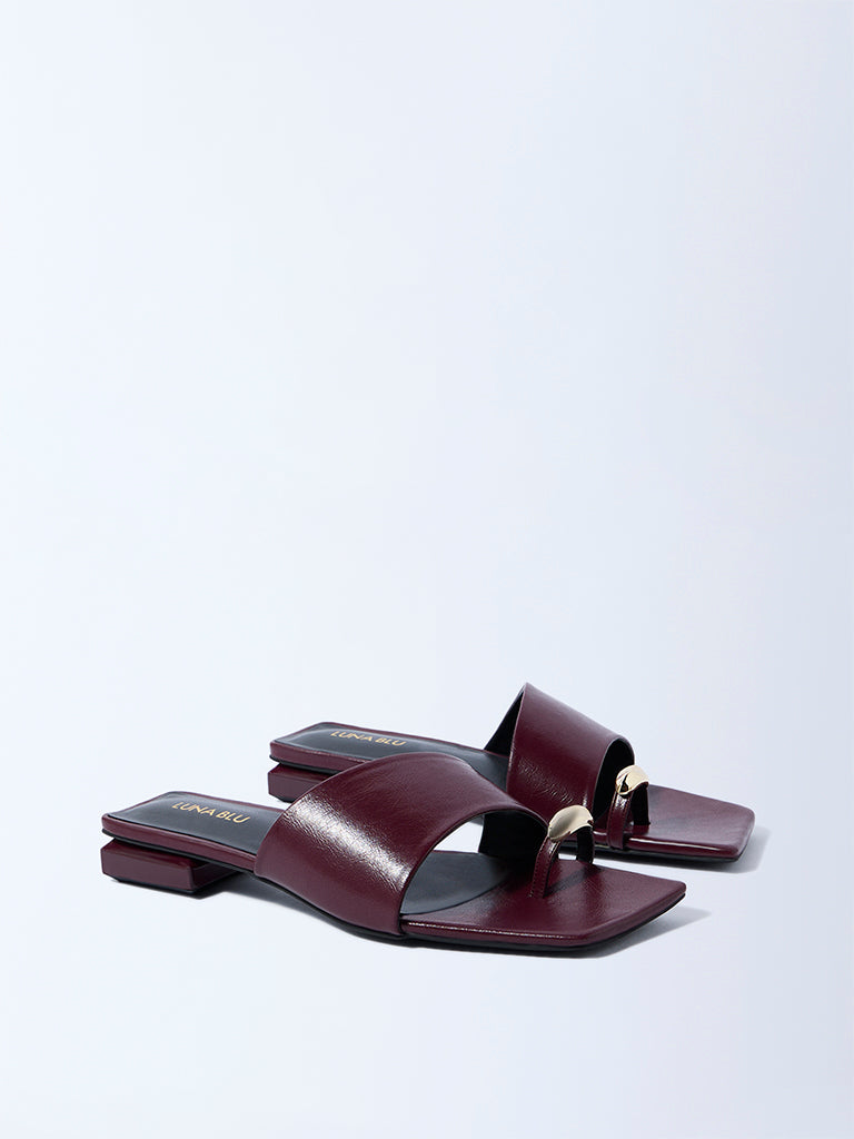 Westside LUNA BLU Women's Burgundy Toe-Ring Sandals for Casual Wear Front View