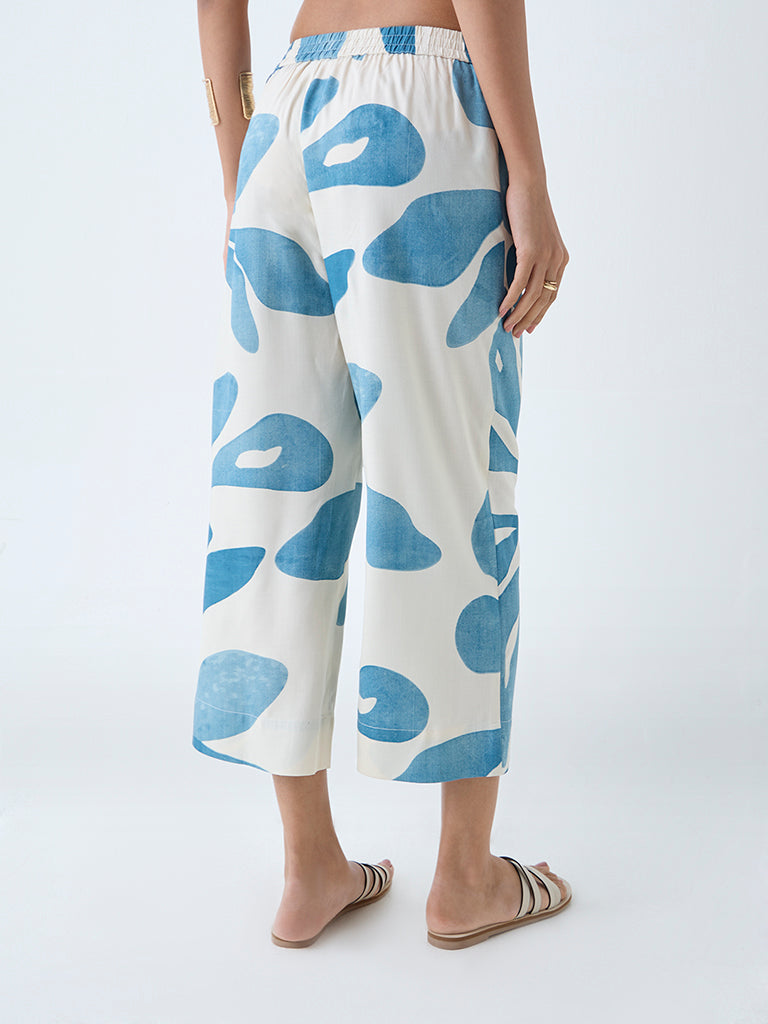 大型 NEW ETHNIC Seidea Print Design Ochre & White Modal Satin Floral Printed Maxi Cape Dress by