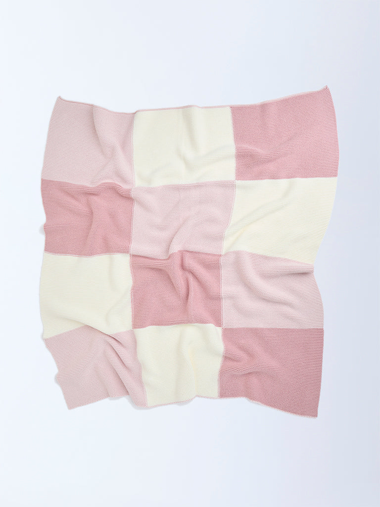 HOP Baby Pink Patchwork Detailed Cotton Blanket