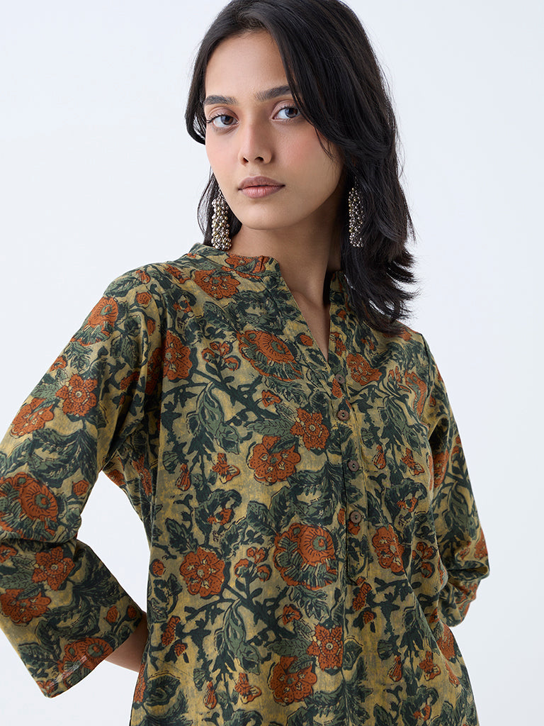 Westside Utsa Women's Olive Foliage Printed Straight Cotton Kurta for Everyday Zoomed View