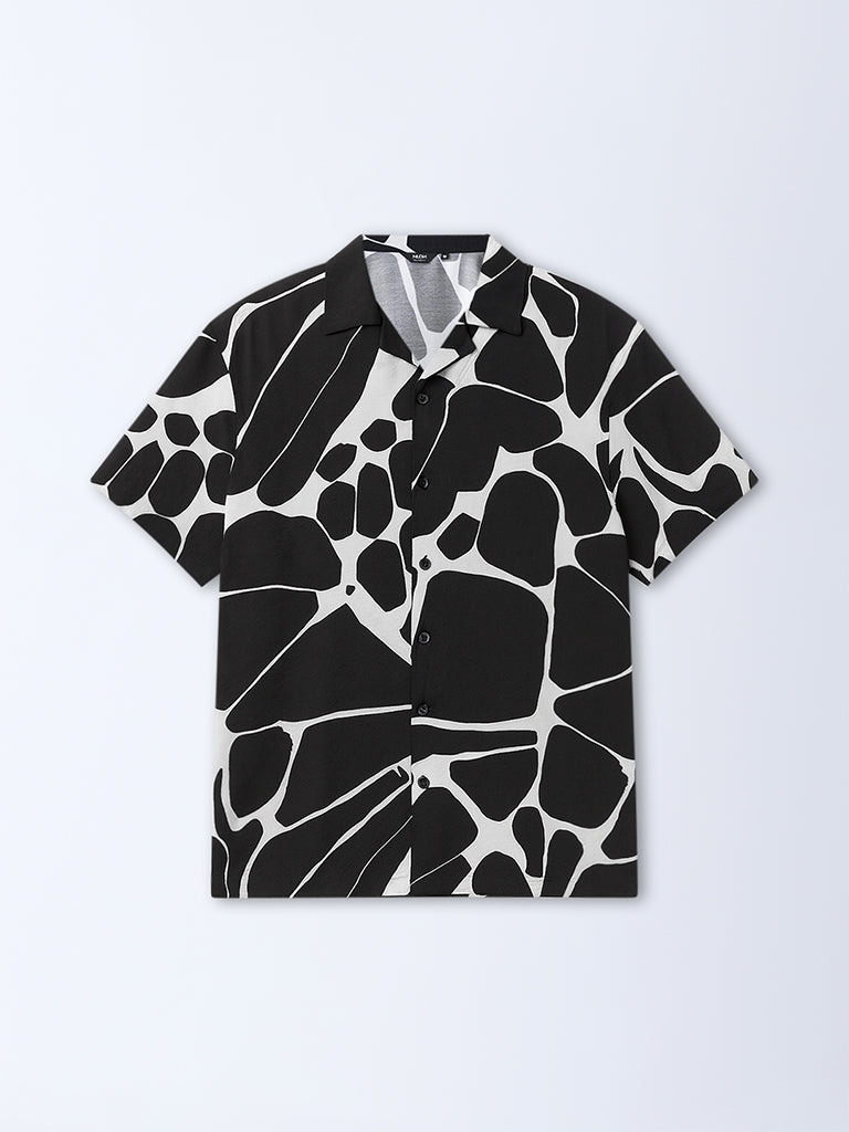 Westside Nuon Men's Black Abstract Detailed Relaxed-Fit Shirt for Casual Wear Flatly