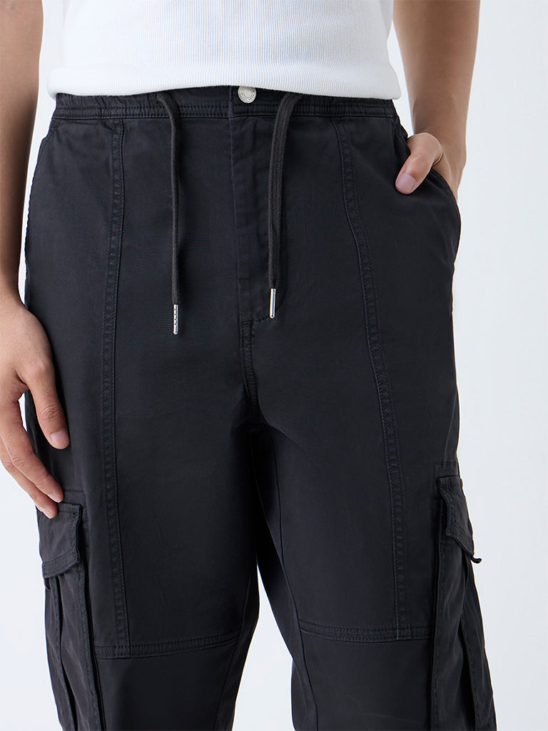 ETA Black Cargo-Style Relaxed-Fit Mid-Rise Cotton-Blend Pants