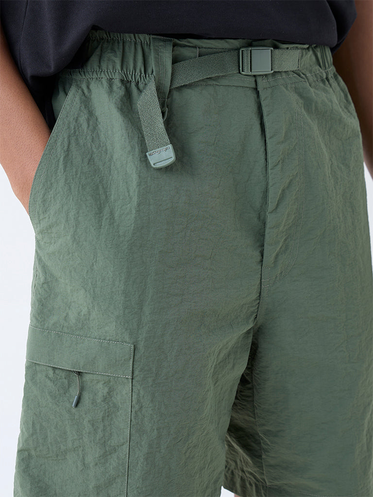 Westside Studiofit Men's Olive Relaxed-Fit Mid-Rise Shorts for Sports Wear Zoomed View