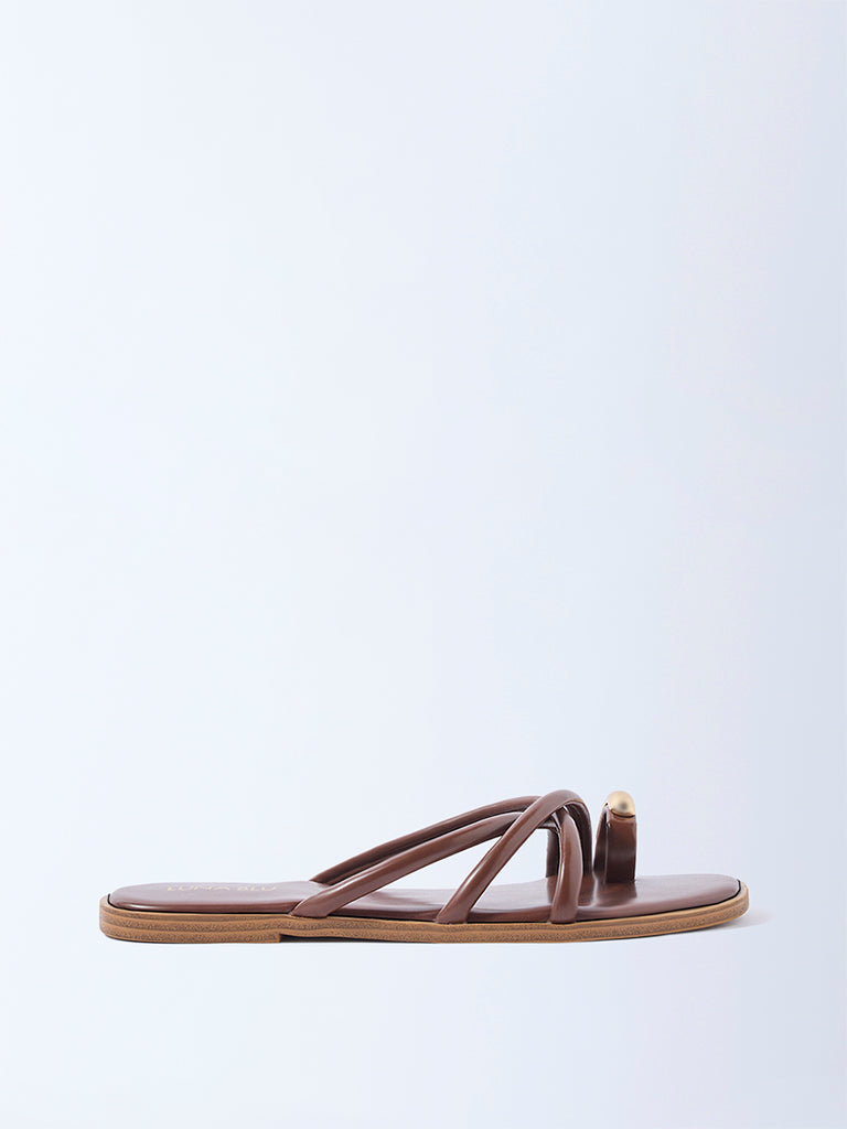LUNA BLU Brown Toe-Ring Sandals