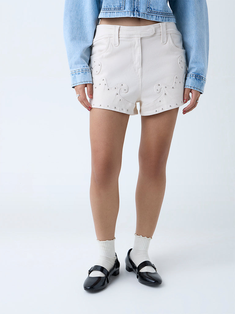 Westside Nuon Women's Off-White Stud Detailed Mid-Rise Denim Shorts for Casual Wear Front view
