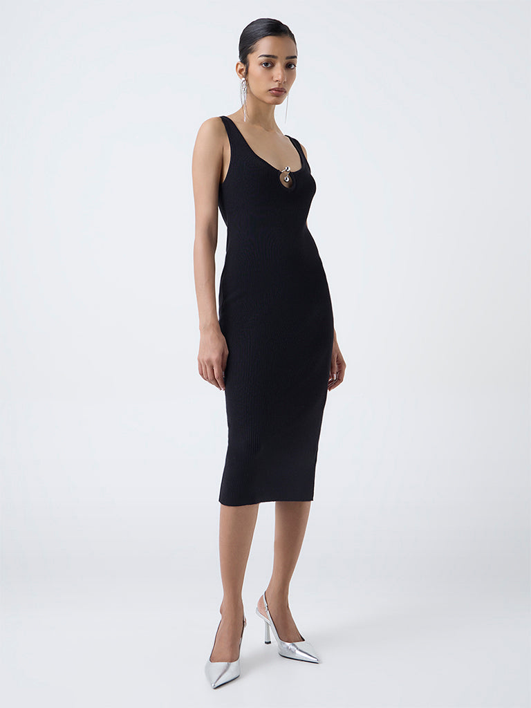 Wardrobe Black Ribbed-Textured Bodycon Dress