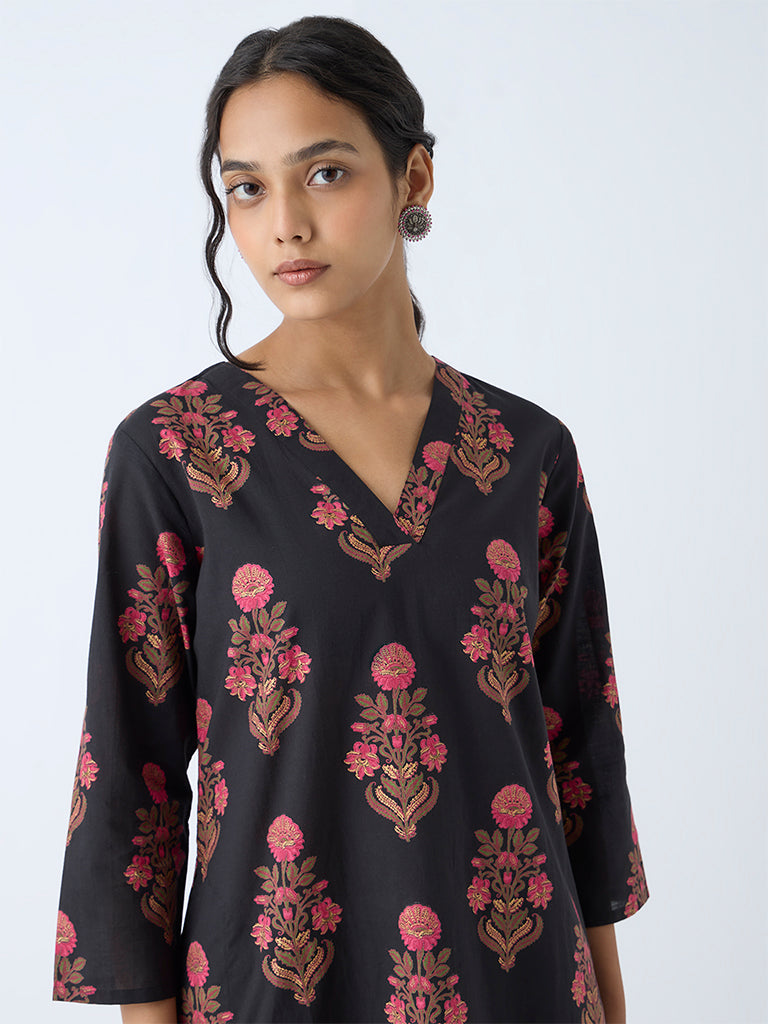 Westside Utsa Women's Black Floral Detailed Straight Cotton Kurta for Everyday Zoomed View