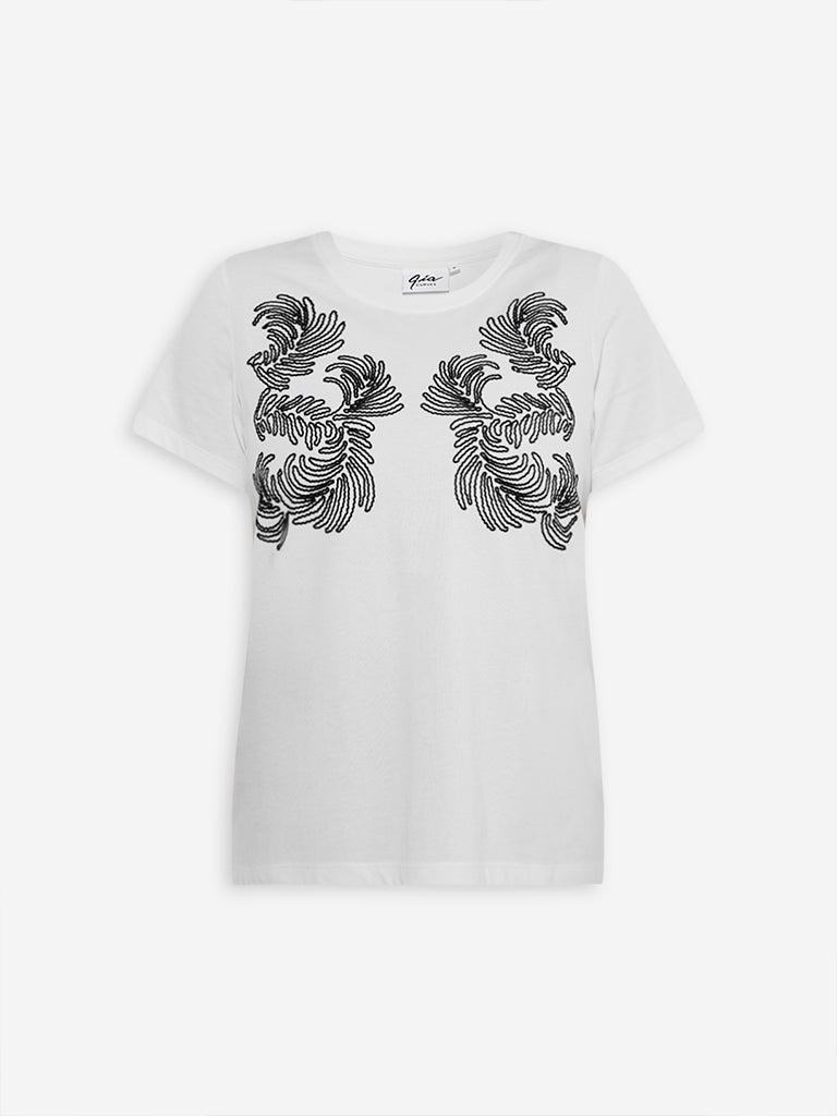 Westside Gia Women's White Leaf Design Cotton T-Shirt for Casual Wear Flatly