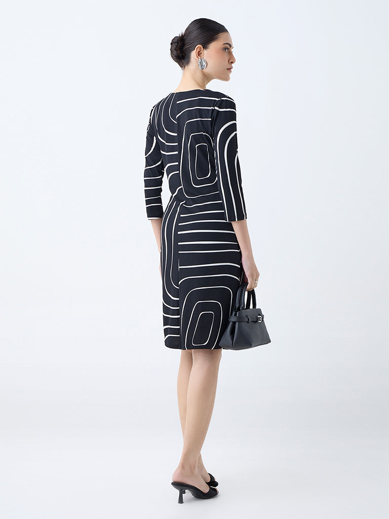Westside Wardrobe Women's Black Abstract Design Wrap-Style Dress for Work Wear Back View