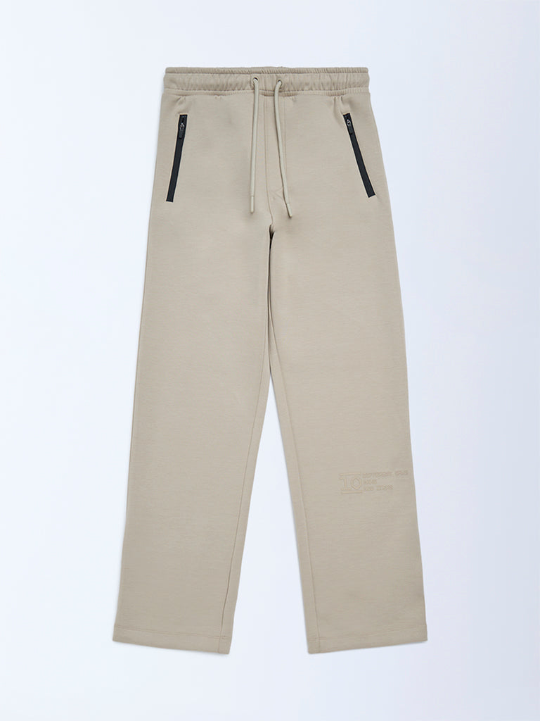 Boys Beige Solid Mid-Rise Pants