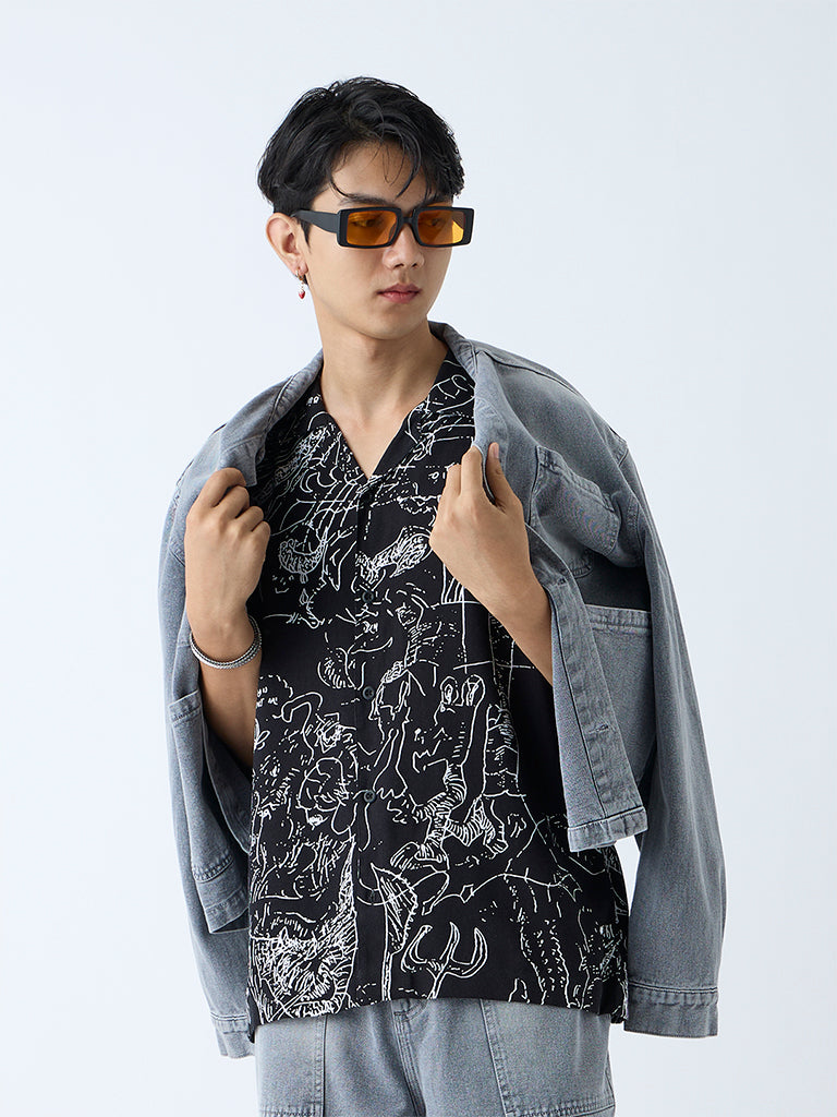 Westside Nuon Men's Black Abstract Pattern Relaxed-Fit Shirt for Casual Wear Front view