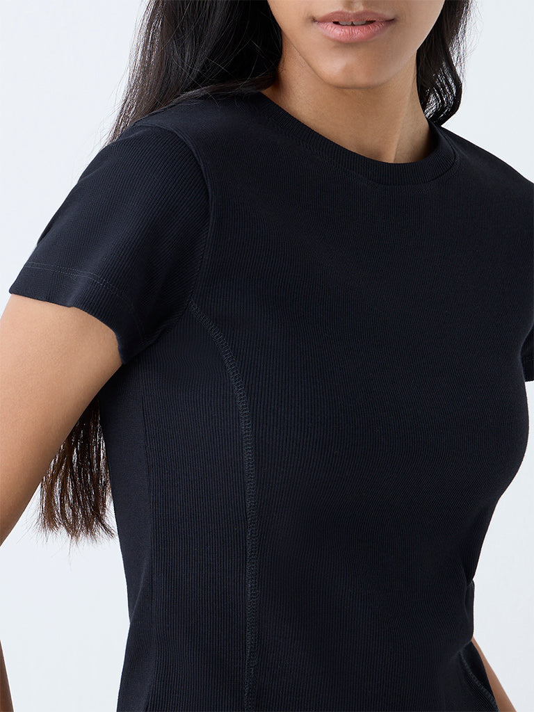 Westside Studiofit Women's Black Ribbed-Textured Cotton-Blend T-Shirt for Sports Wear Zoomed View