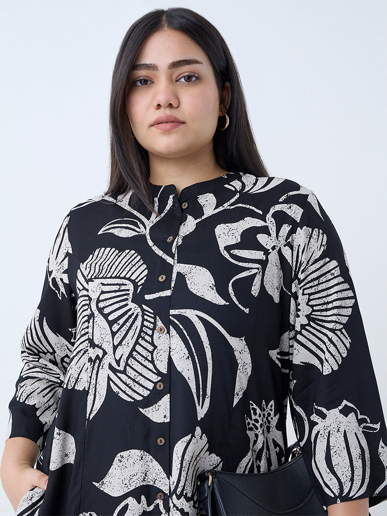 Westside Diza Women's Black Foliage Design A-Line Kurta for Work Wear Zoomed View