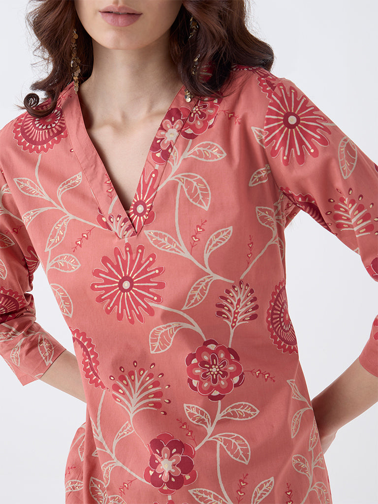 Westside Utsa Women's Coral Foliage Pattern Cotton Straight Kurta for Everyday Zoomed View