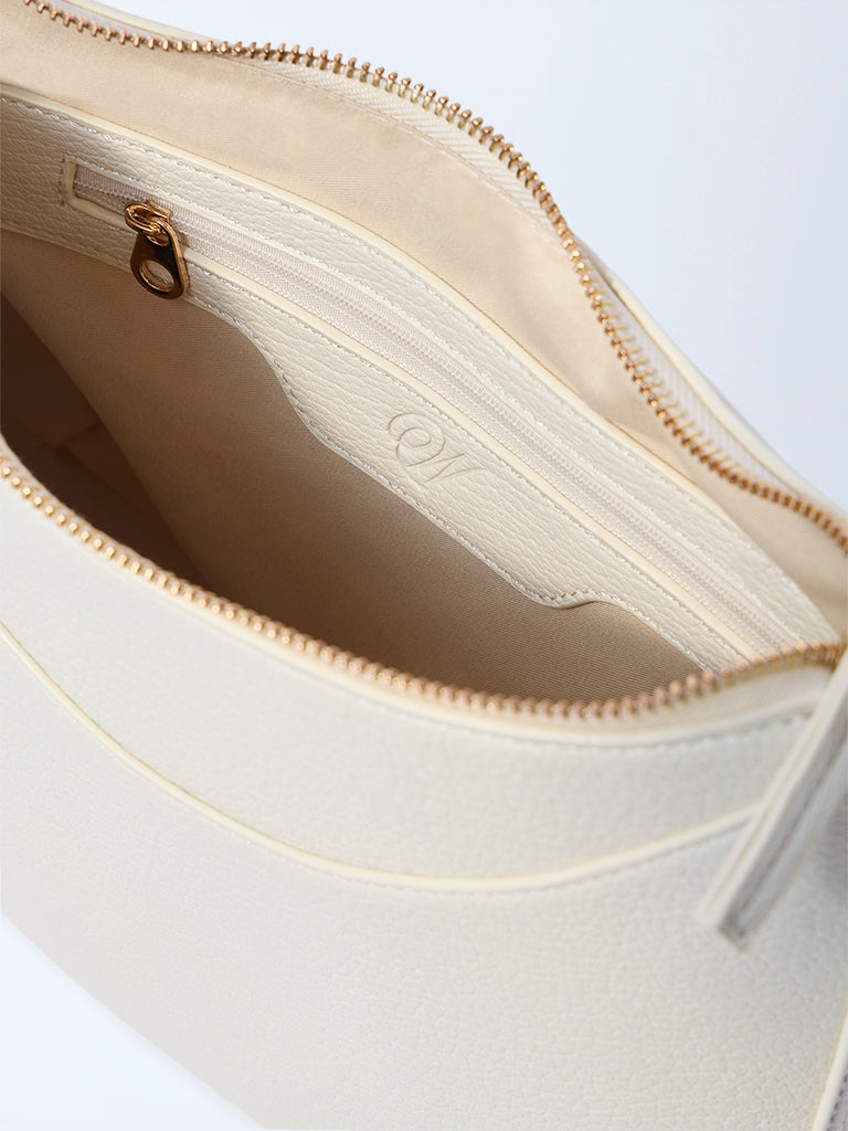 Westside White Textured Saddle Bag