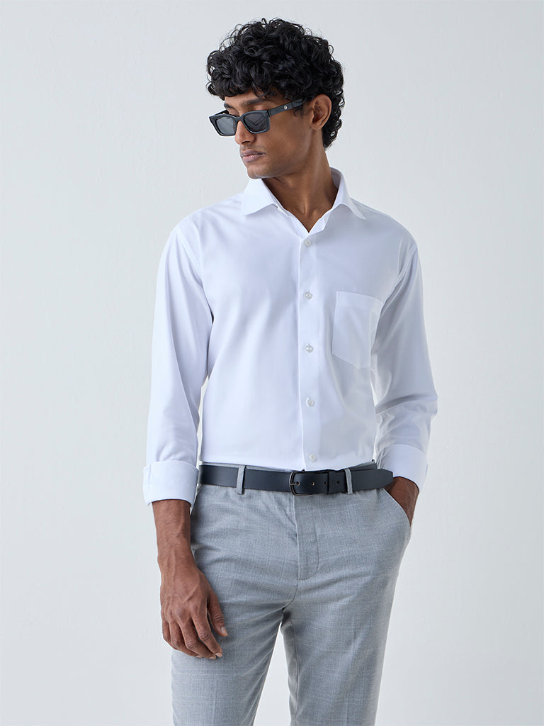 WES Formals White Solid Relaxed-Fit Cotton Shirt