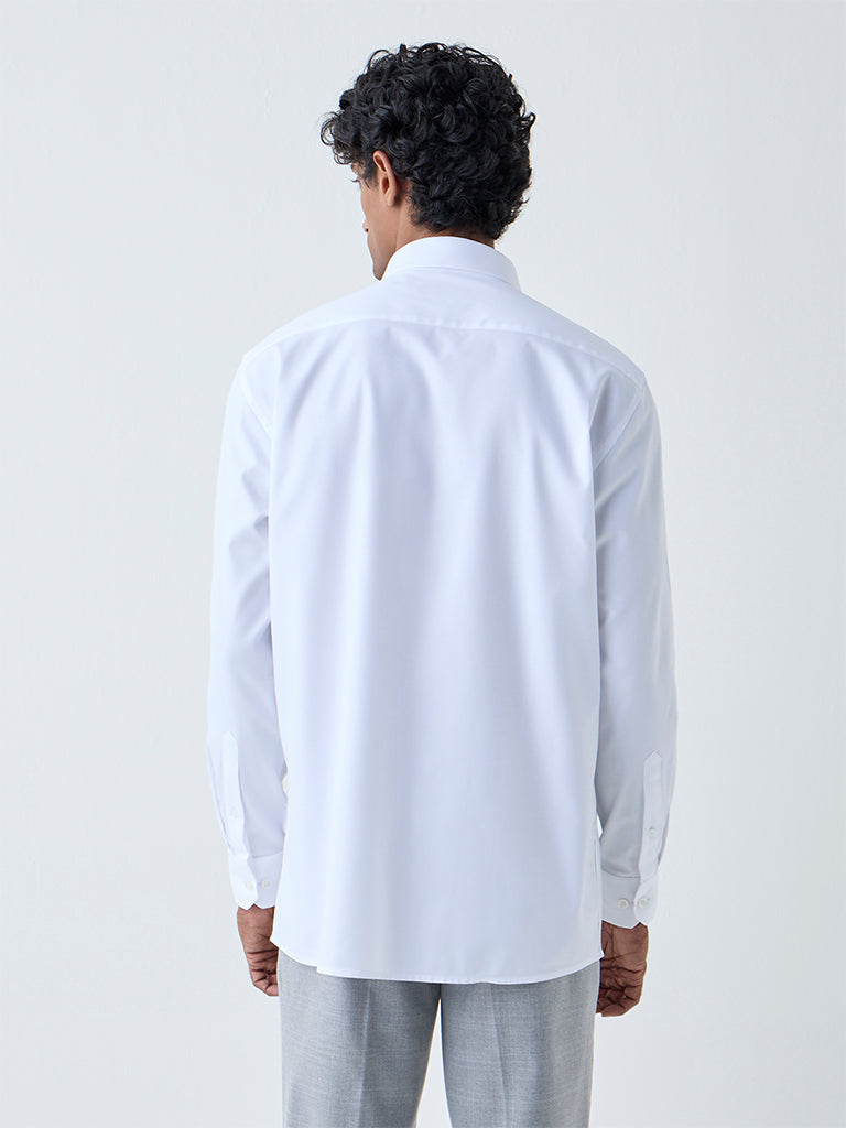 WES Formals White Solid Relaxed-Fit Cotton Shirt