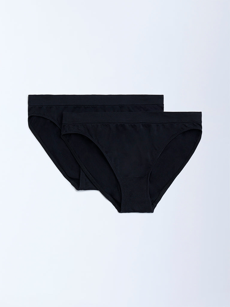 Westside Superstar Women's Black Seam-Free Bikini Briefs - Pack of 2 for Casual Wear Flatly