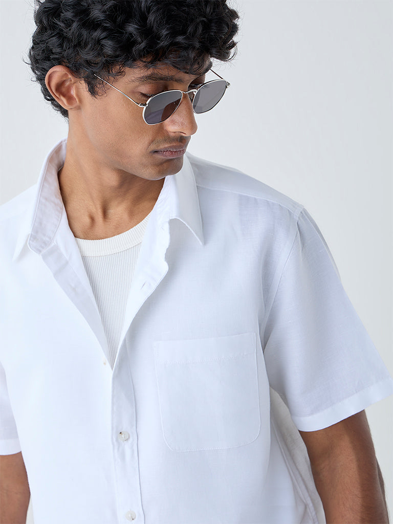WES Casuals White Solid Relaxed-Fit Linen-Blend Shirt