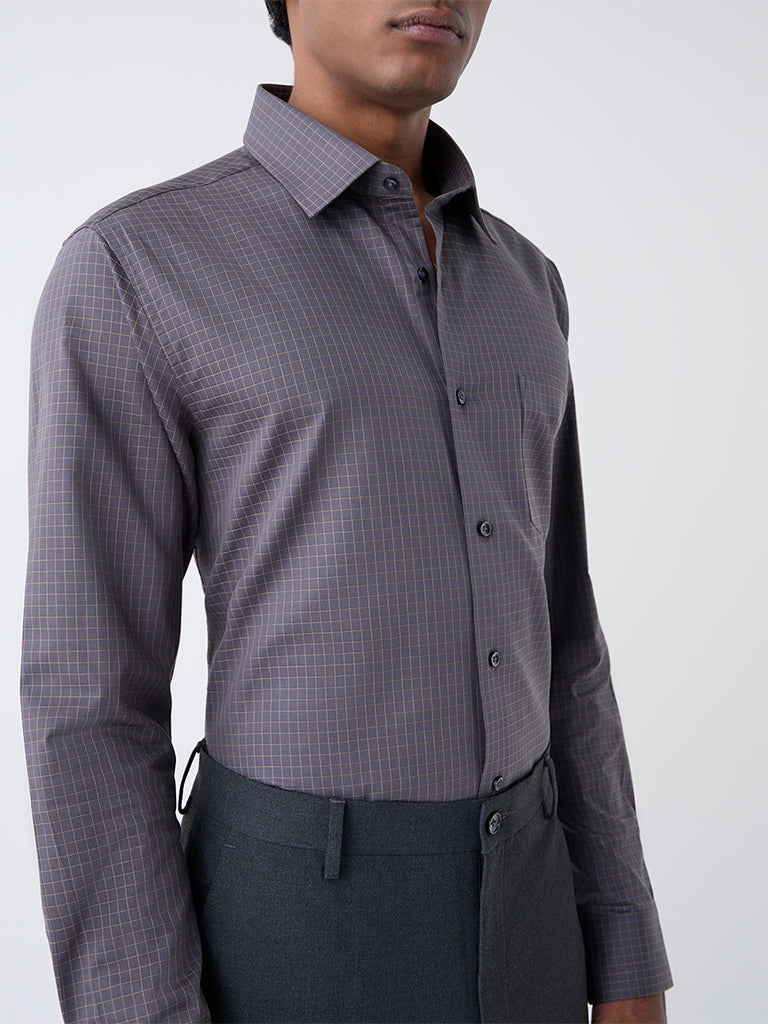 WES Formals Dark Grey Checks Design Slim-Fit Cotton Shirt