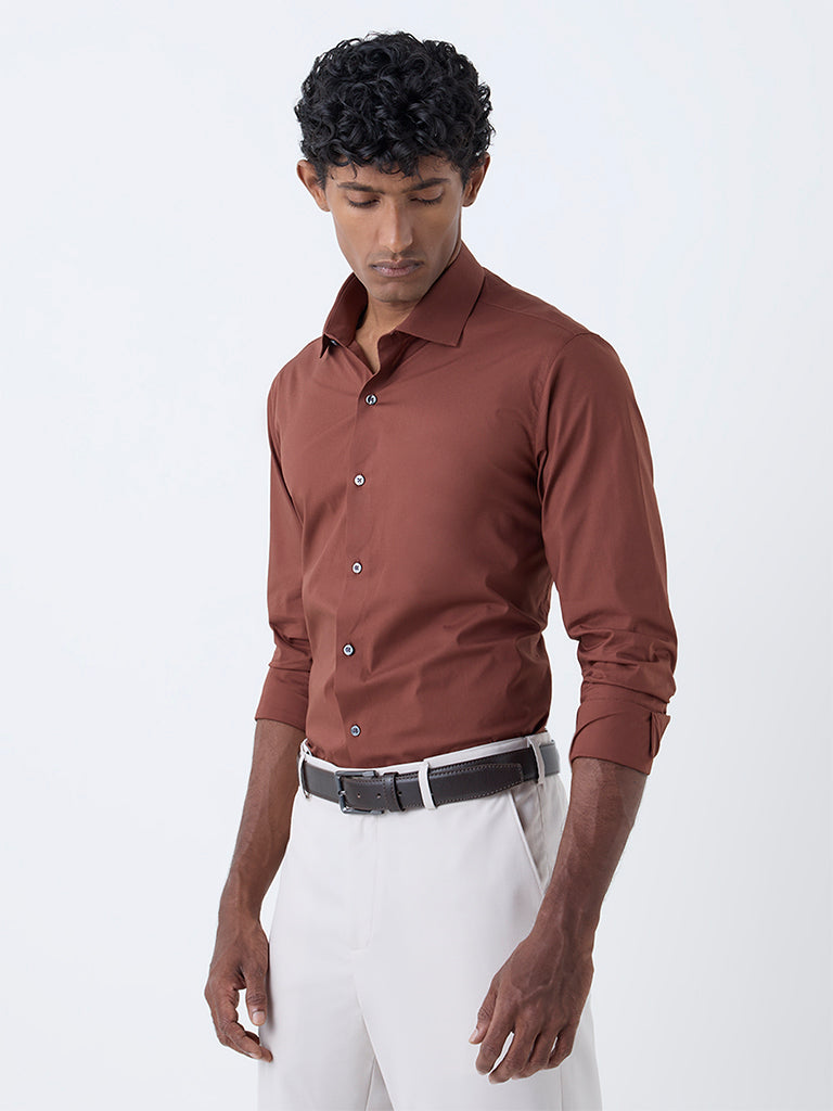 WES Formals Brown Solid Ultra Slim Fit Cotton-Blend Shirt