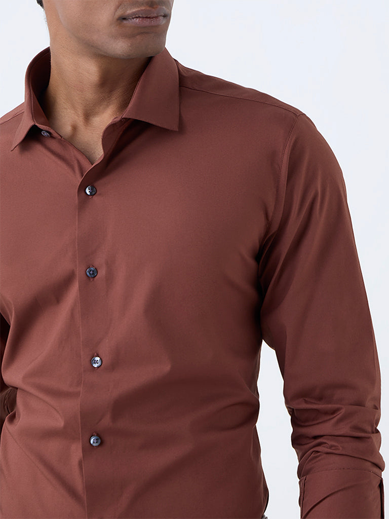WES Formals Brown Solid Ultra Slim Fit Cotton-Blend Shirt
