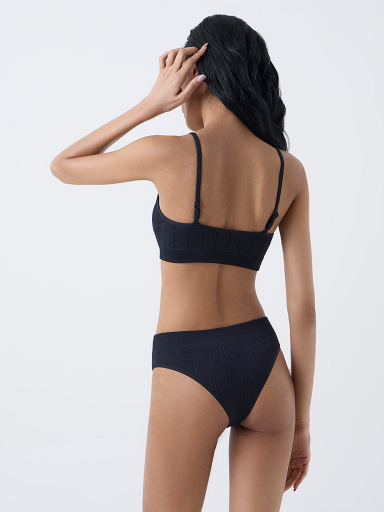 Superstar Black Seam-Free Padded Bra