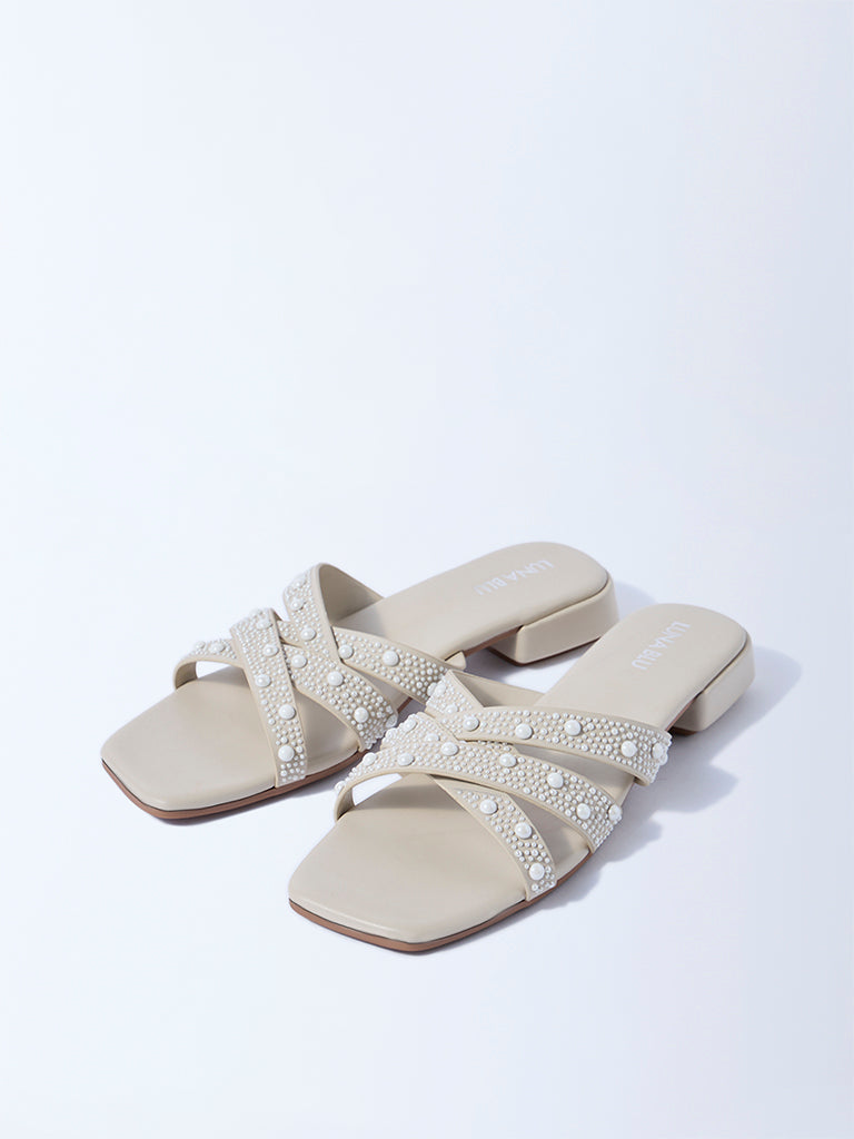 LUNA BLU Ivory Pearlescent Multi-Strap Sandals
