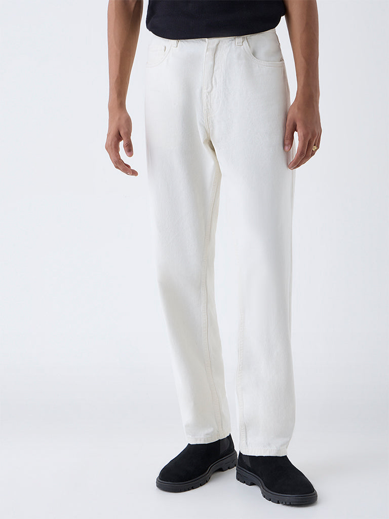 Nuon Off-White Relaxed-Fit Mid-Rise Jeans