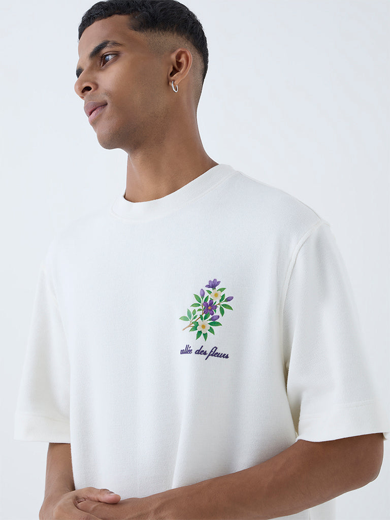 Nuon Off-White Floral Pattern Relaxed-Fit Cotton T-Shirt