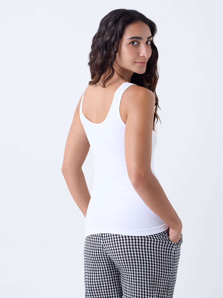 Wunderlove White Lace-Detailed Camisole
