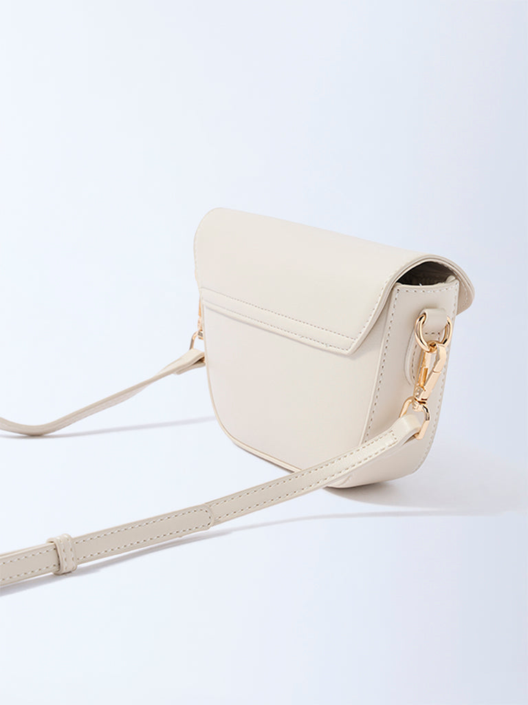 Westside Off-White Hardware-Detailed Sling Bag