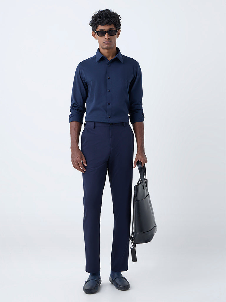WES Formals Navy Solid Slim-Fit Cotton-Blend Shirt
