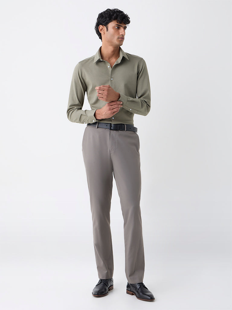 WES Formals Sage Solid Slim-Fit Cotton-Blend Shirt