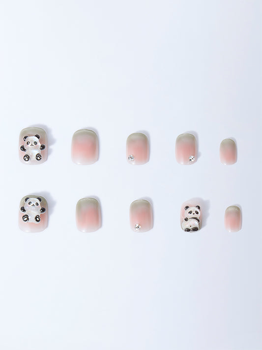 Studiowest Press & Go Cute Panda Reusable Press-On Nail Set