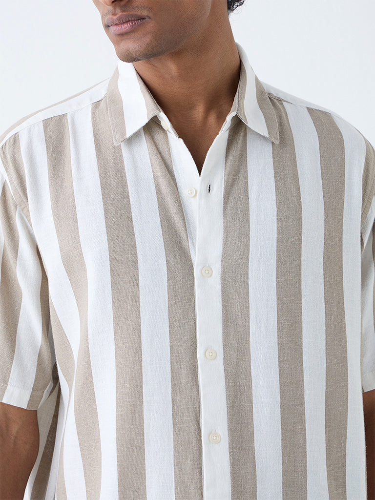 Westside Ascot Men's Beige Stripe Relaxed-Fit Shirt for Casual Wear Zoomed View