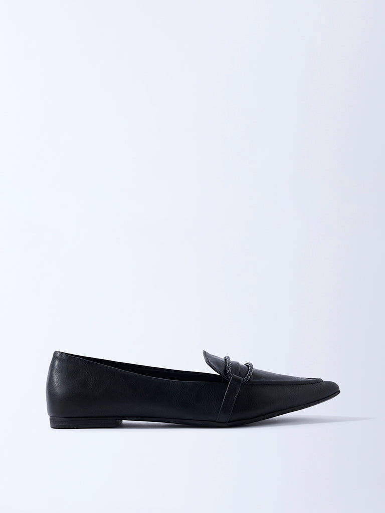 LUNA BLU Black Pointed Toe Shoes