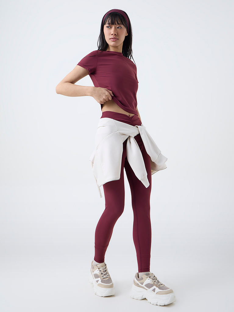 Nuoflexx Burgundy Solid T-Shirt